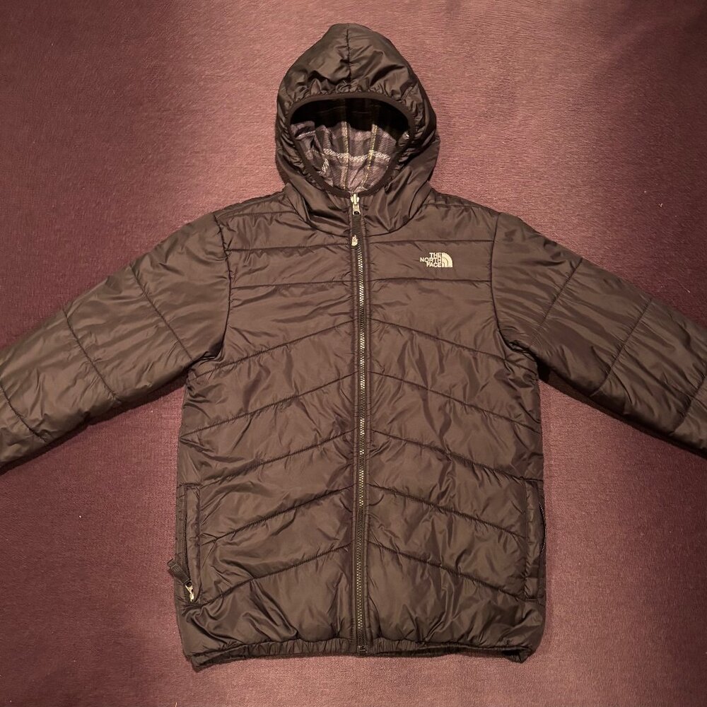 The North Face Reversible Hooded Puffer Jacket | Black/Plaid